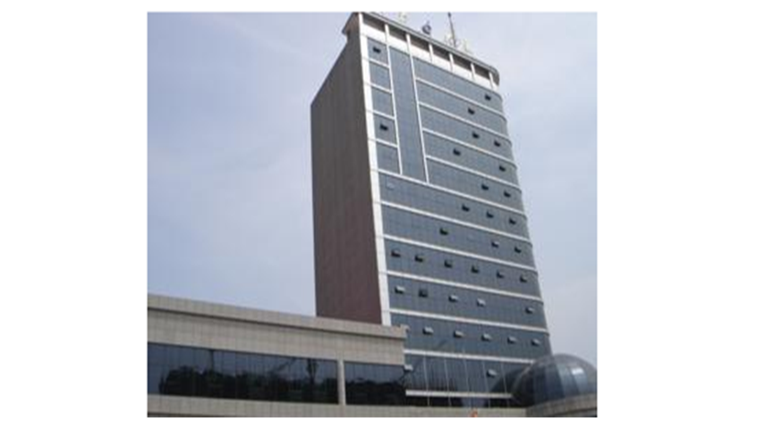 江蘇省建工使用薩都奇特級(jí)防火卷簾門、電動(dòng)擋煙垂壁